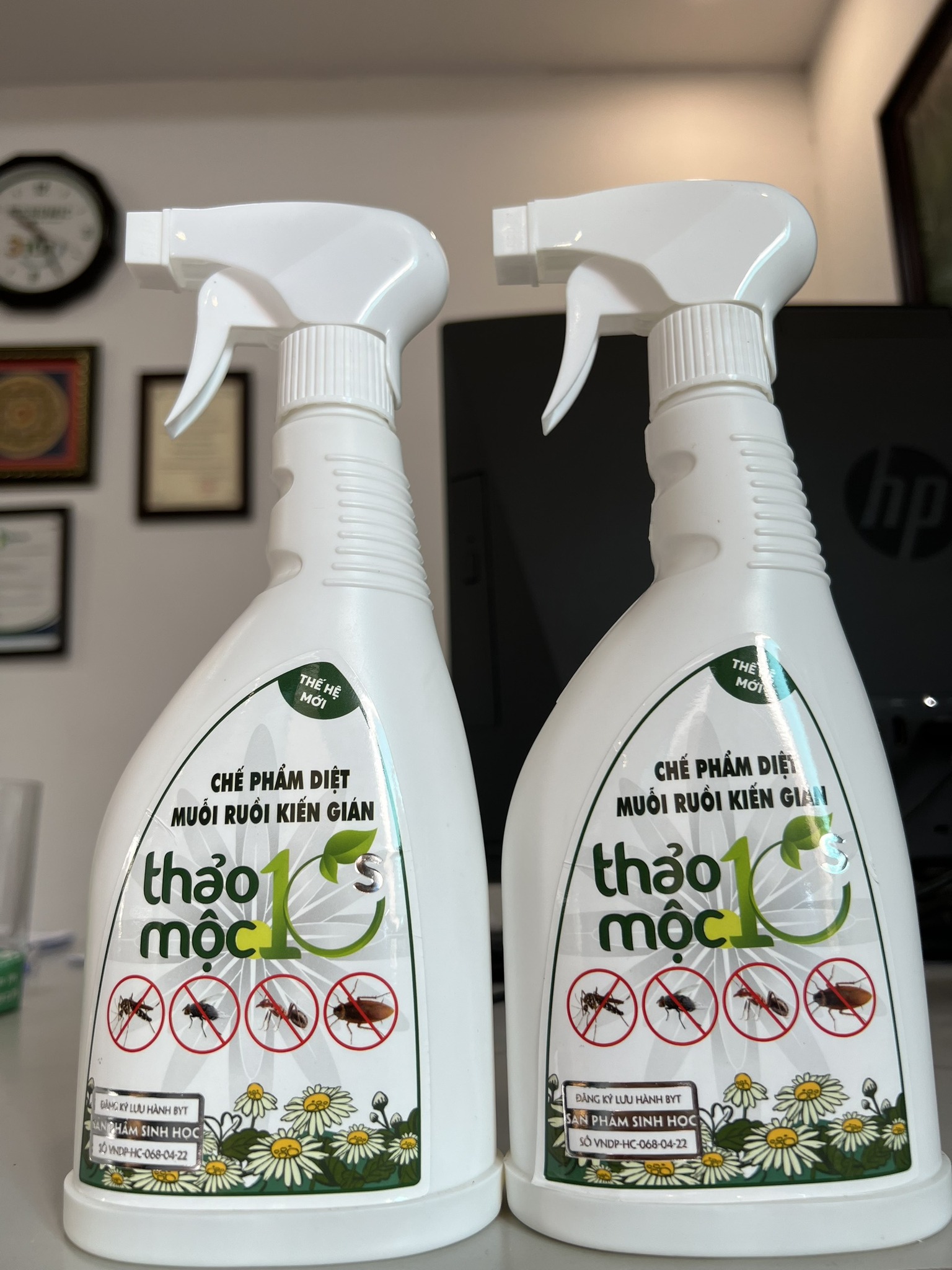 Chai xịt diệt côn trùng muỗi, kiến, gián Thảo mộc 10s sinh học 100% an toàn hiệu quả chai 500ml