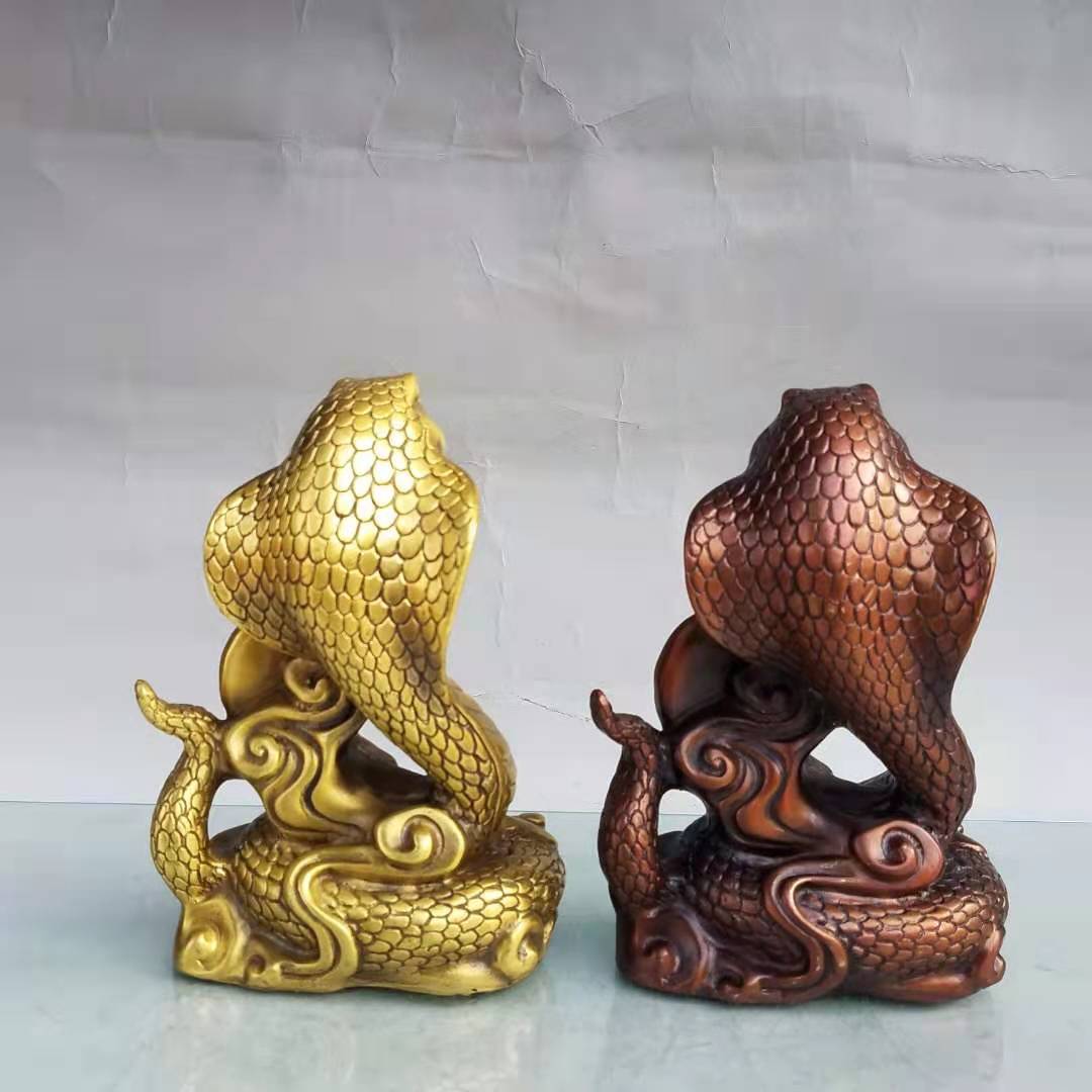 Tượng linh vật con rắn chầu chữ phúc bằng đồng thau cỡ trung phong thủy