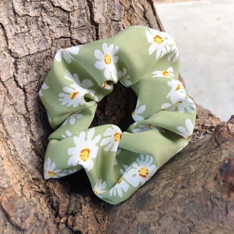 Dây Buộc Tóc Scrunchies Vải Lụa Cao Cấp Họa Tiết Hoa Cúc Xinh Xắn Dễ Thương N05