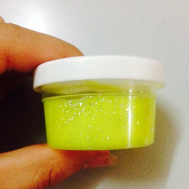 Slime kim tuyến (vàng dạ quang)