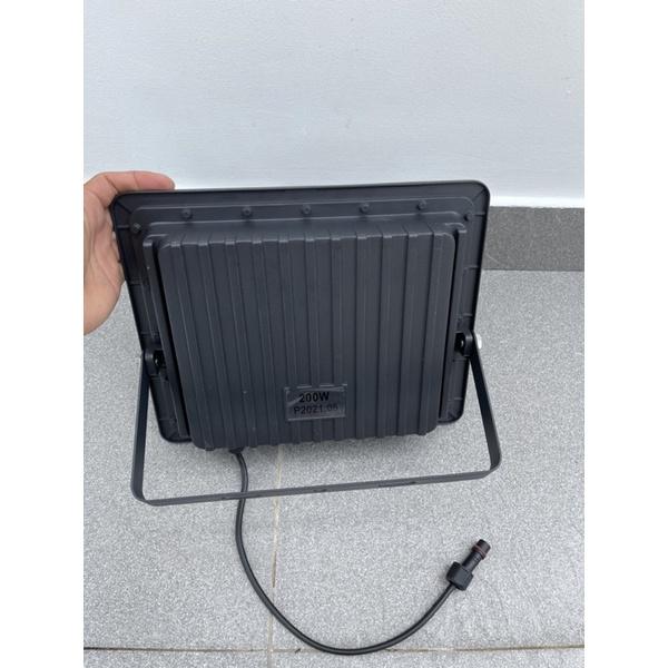 Đèn năng lượng mặt trời 200W mắt lồi sáng xa rộng sáng liên tục 12 tiếng chống nước IP67