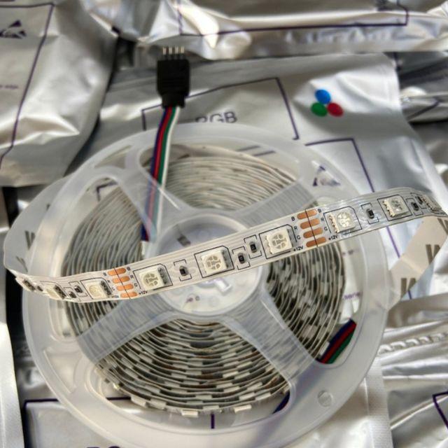 LED DÂY RGB 7 MÀU 5050 5M/300LED/ SIÊU SÁNG