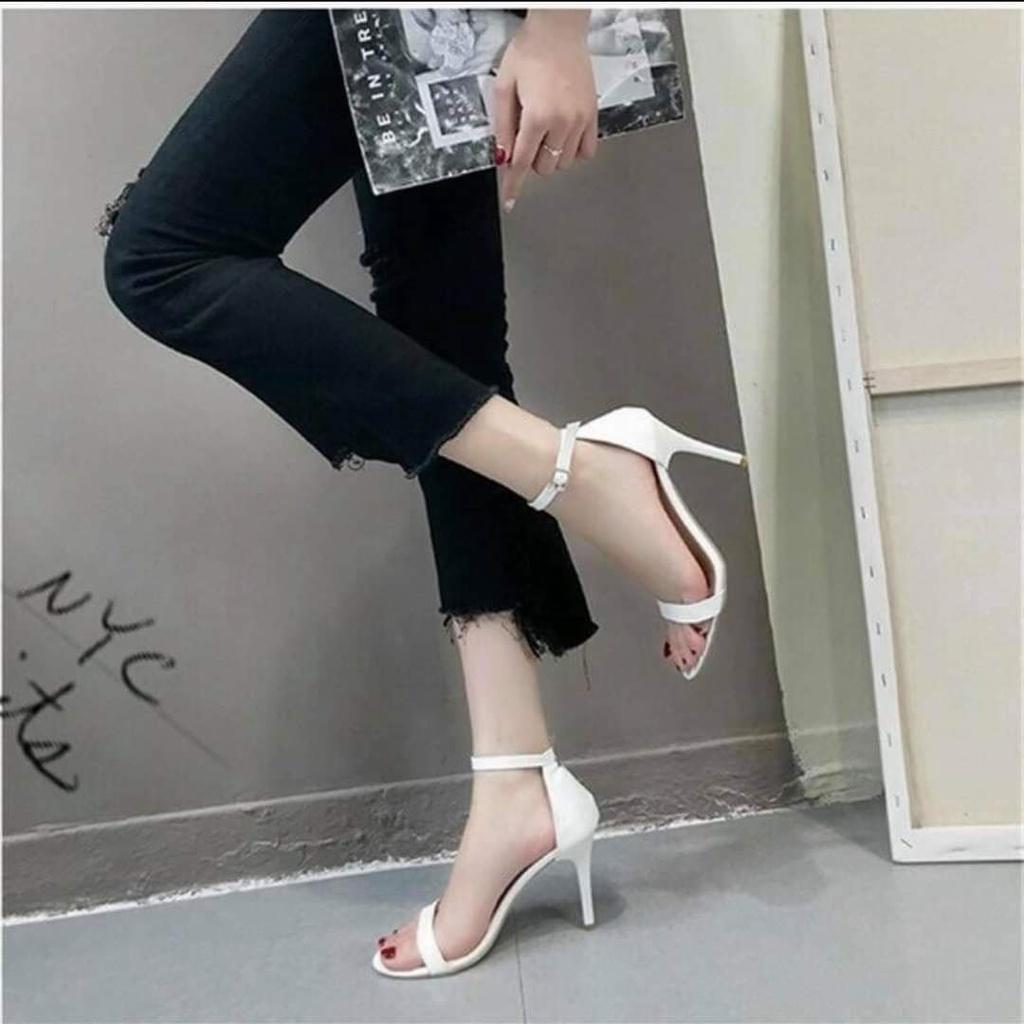 Giày Sandal cao gót nữ 9p quai mảnh da lỳ 3 màu siêu tôn dáng