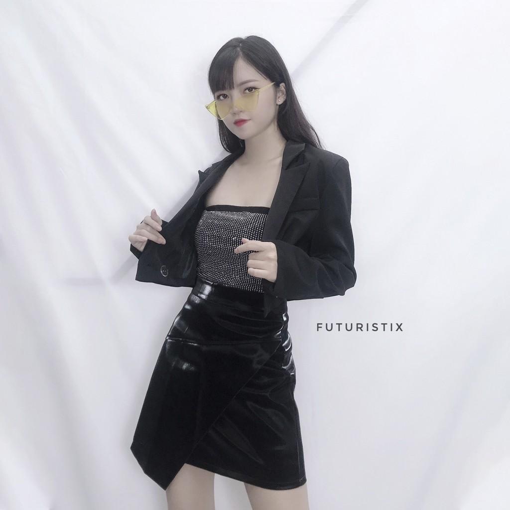 Áo Khoác Croptop 1 Cúc + Chân Váy Bóng Vạt Chéo + Phụ Kiện Futuristix - All Black