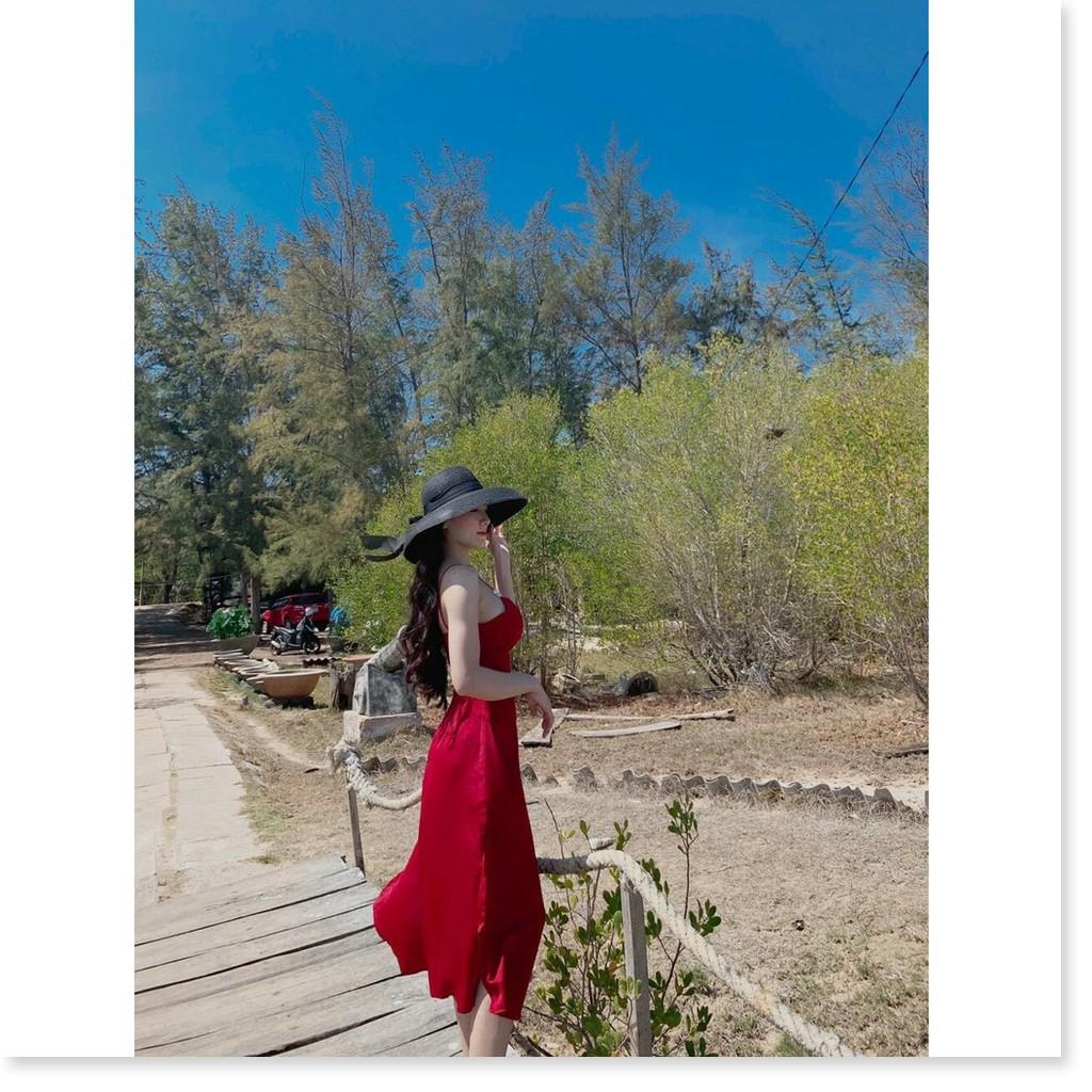 Đầm maxi 2 dây đính cườm xinh xắn có mút
