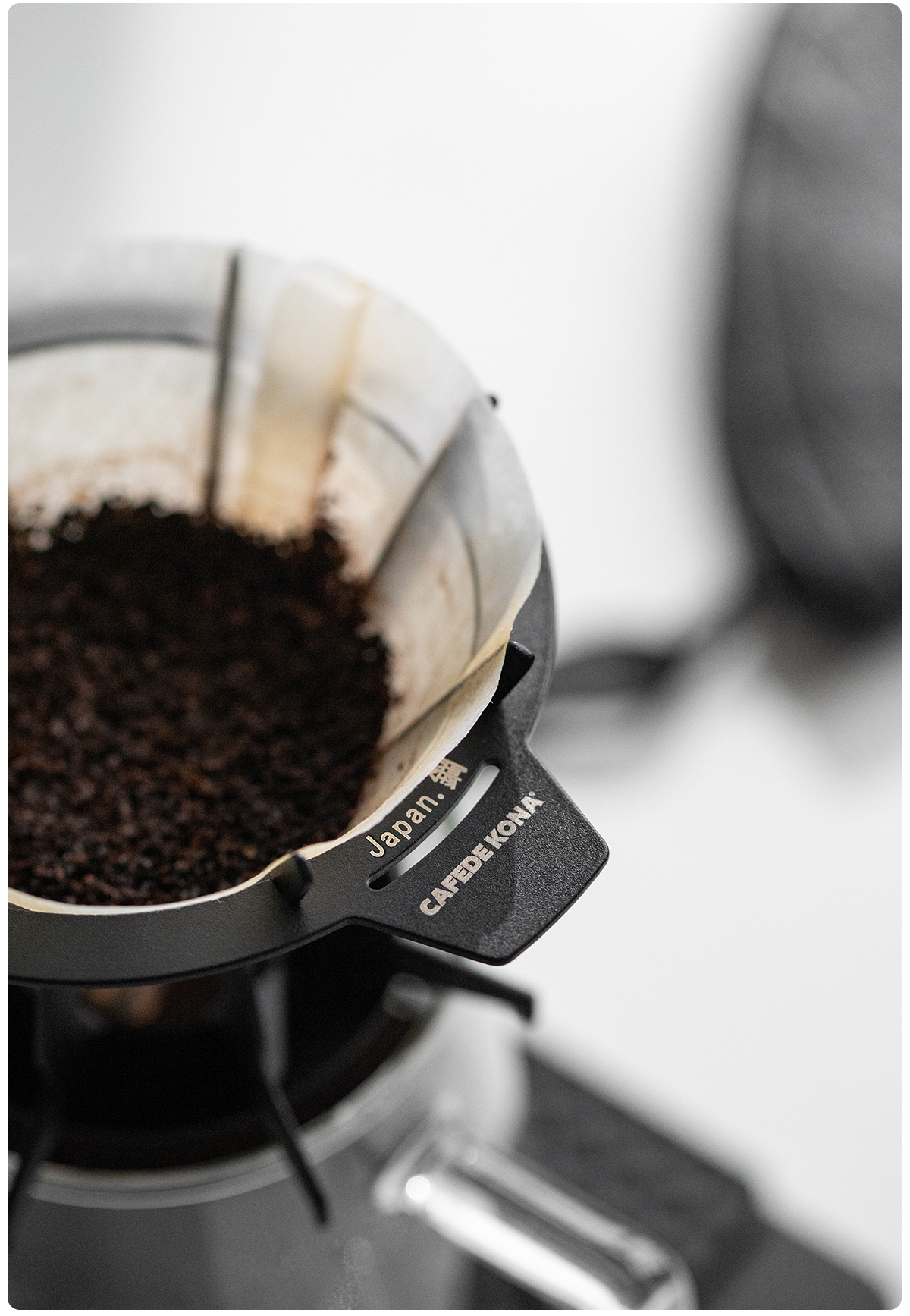 Phễu V60 01 bằng thép Nhật Cafede Kona