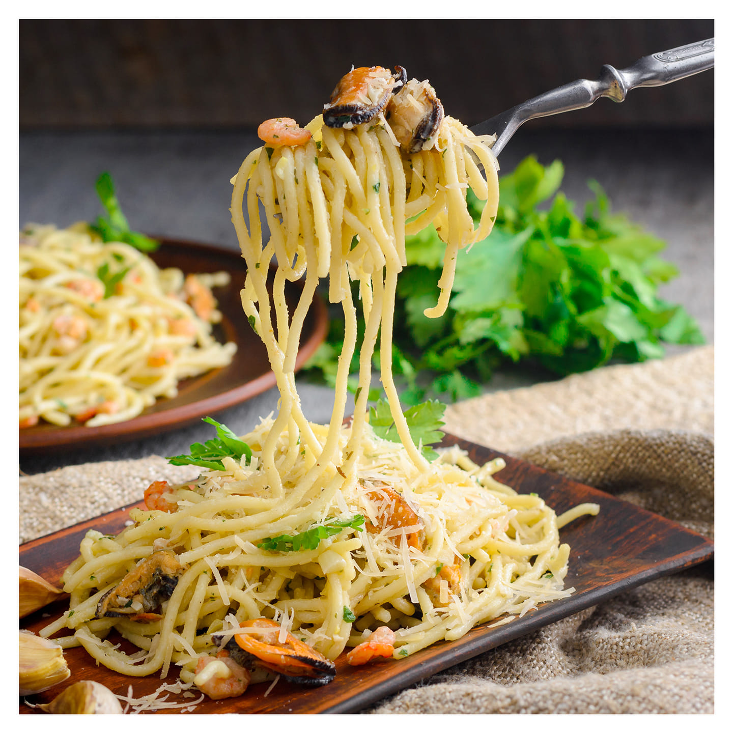 Dầu Oliu Địa Trung Hải Colavita Mediterranean Extra Virgin Olive Oil Xuất xứ Ý _ Hương Vị Đặc Trưng Và Đậm Đà