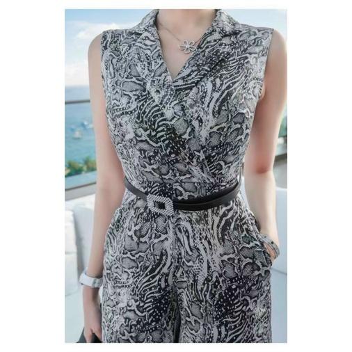 Jumsuits lụa cổ vest