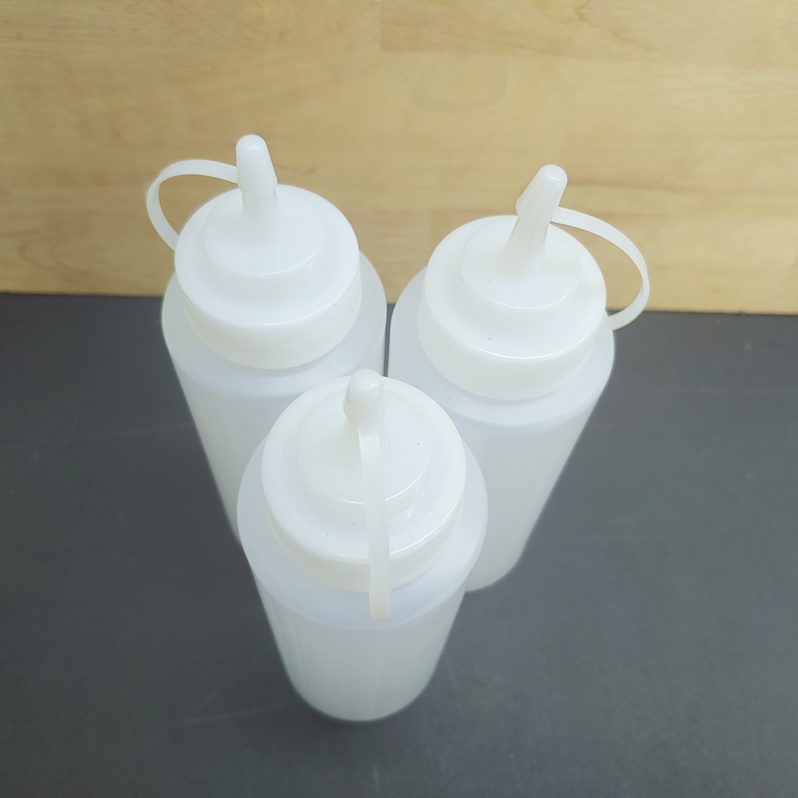 BÌNH ĐỰNG SỐT 500ML NHỰA DÀY