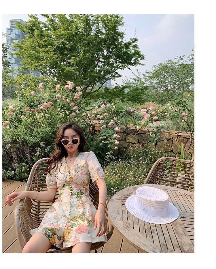 TOBE1SHOP 2023 Xuân/Hè Jumpsuit Nữ dài tay áo Hàn Quốc V cổ đèn lồng tay áo đầm in váy cao eo rộng chân quần