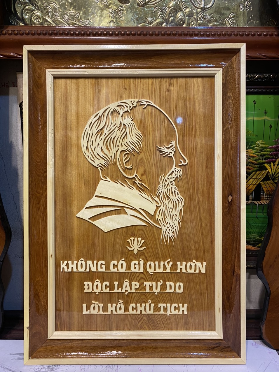 Tranh gỗ ghép khắc họa chân dung Chủ tịch Hồ Chí Minh - TG287