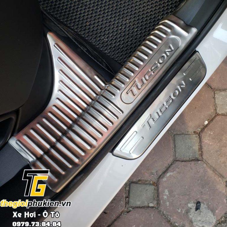 Bộ Ốp bậc, Nẹp bước chân INOX Hyundai Tucson 2022