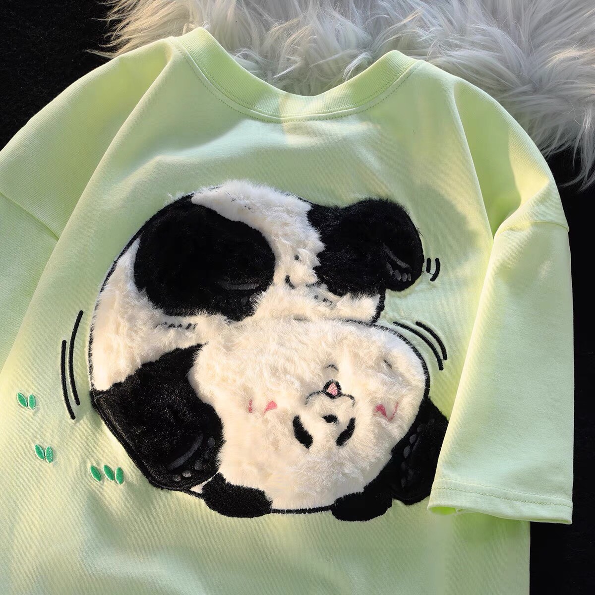 Áo phông nam nữ form rộng 2N Unisex thun cotton in hình gấu Panda thêu lông màu trắng/xanh