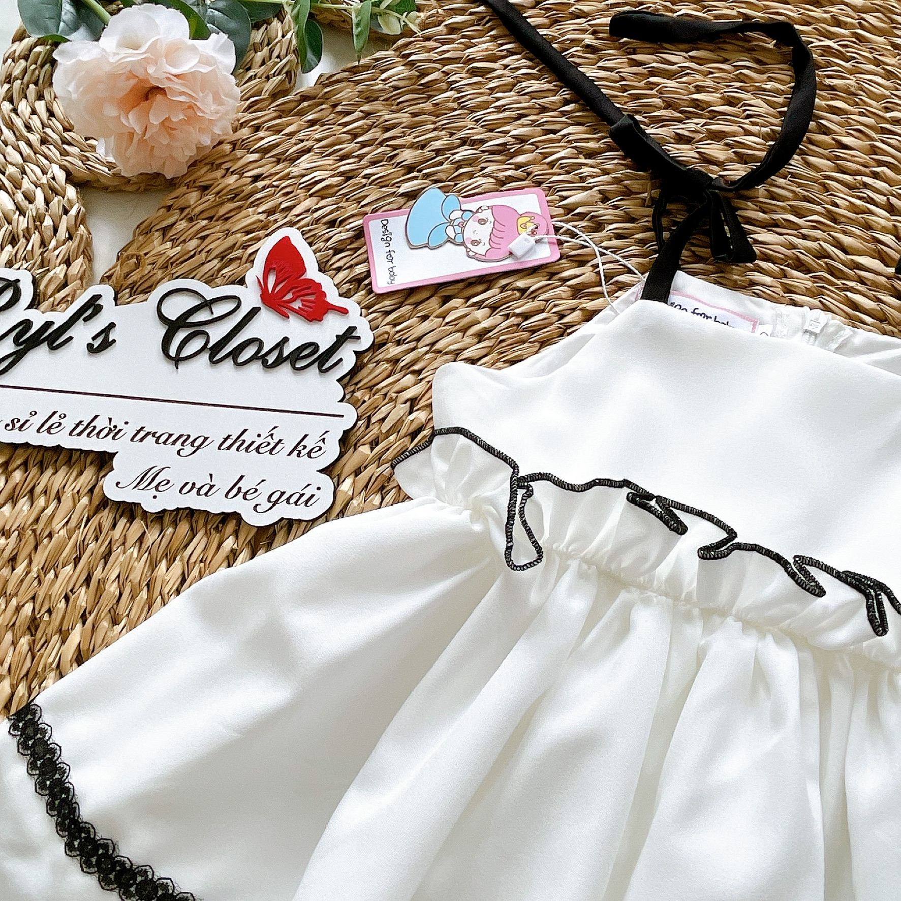 Váy Trắng 2 Dây Bé Gái 4 Đến 30kg Chất Đũi Lót Lụa 2 Lớp Tặng Kèm Turban