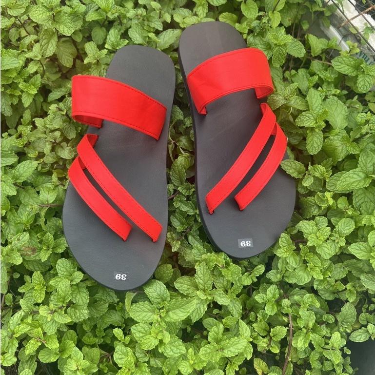 Dép xỏ ngón nữ đế bằng size 34 đến 42 ( sandal đồng nai )