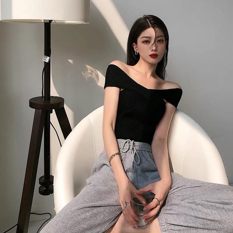ÁO YẾM CHÉO 2 MÀU