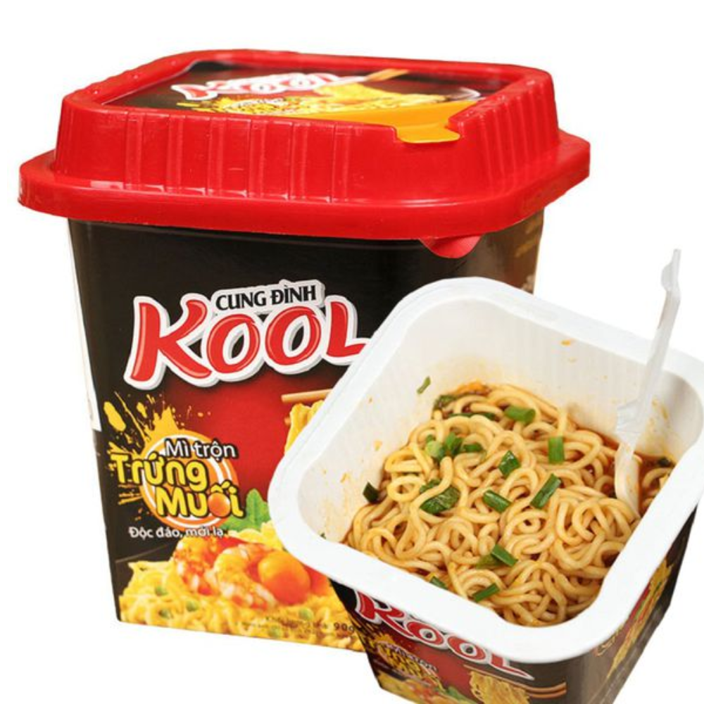 Thùng 12 Hộp Mì Trộn Trứng Muối Cung Đình Kool (90g x 12 Hộp)