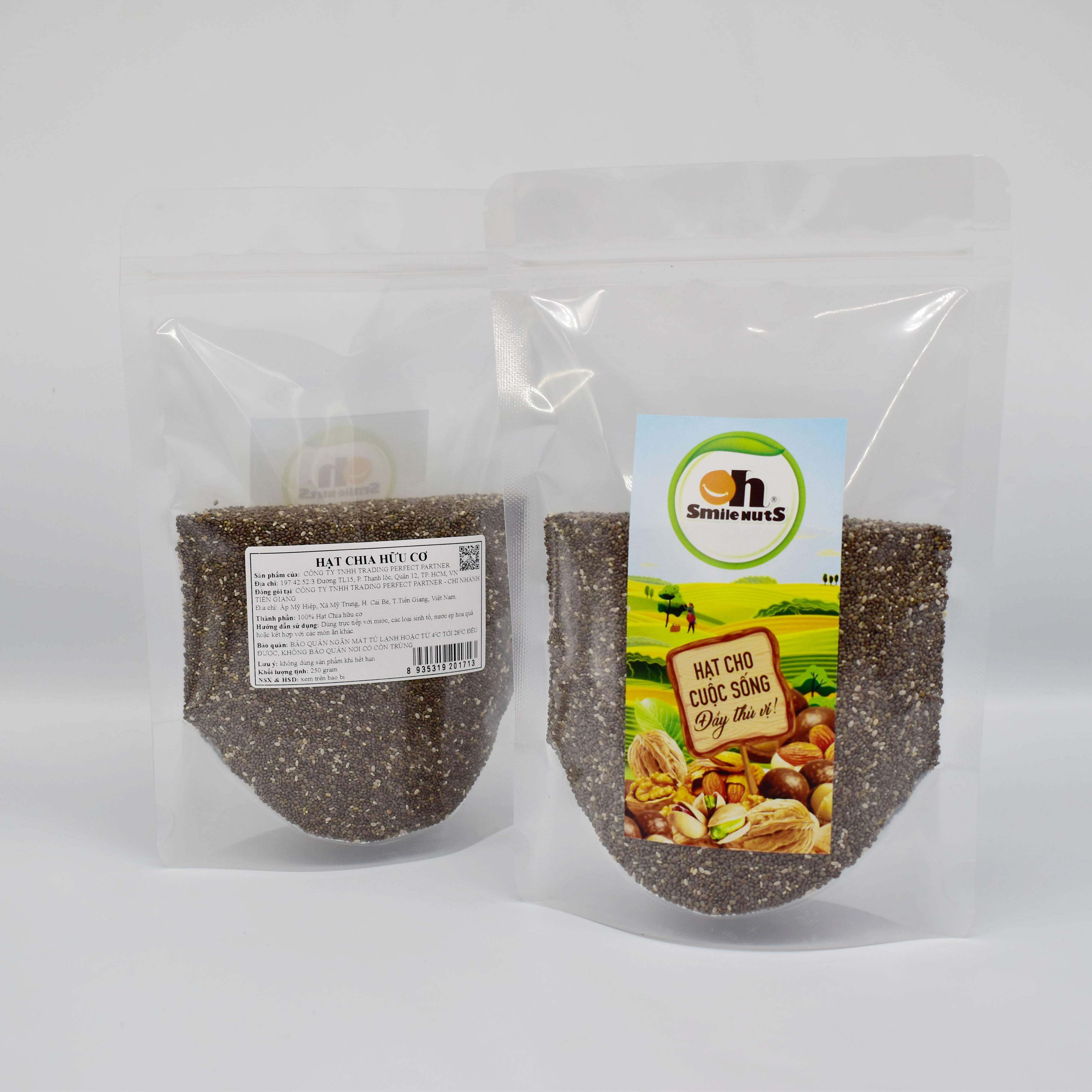 Hạt Chia Đen Hữu cơ SMILENUTS túi 250g - Hạt chia Organic nhập khẩu Peru (Nam Mỹ)