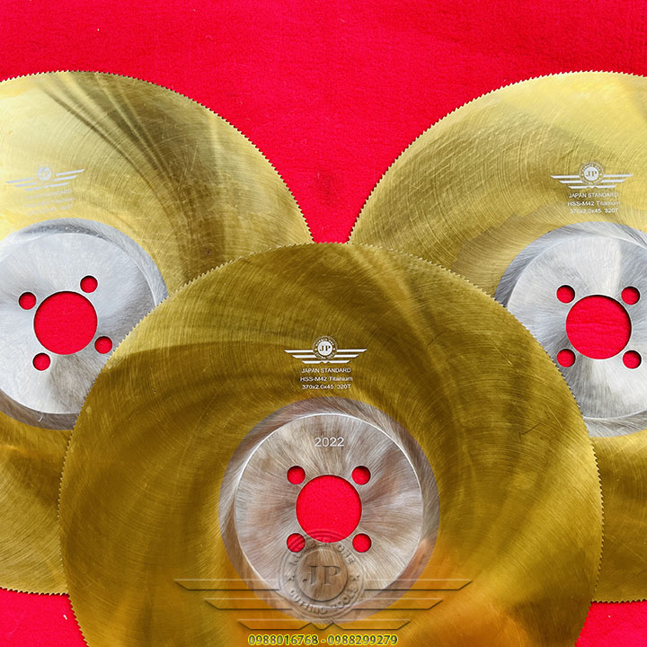 Lưỡi Cắt Hợp Kim Nhật 350mm