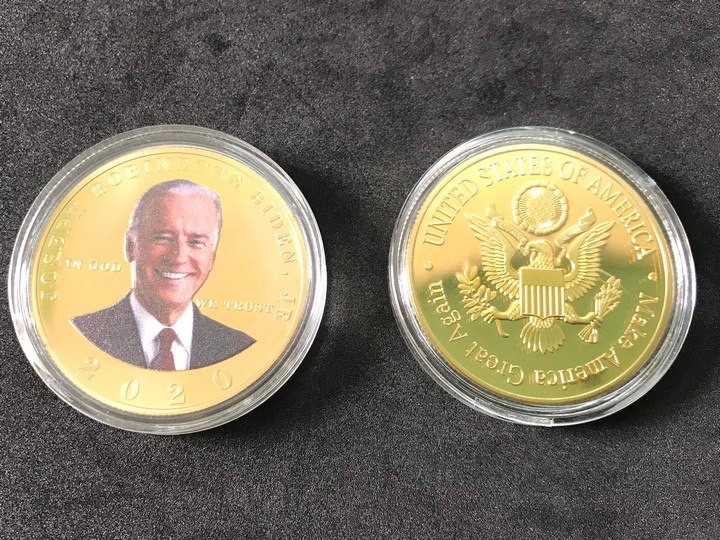 Xu lưu niệm Biden in màu, dùng để sưu tầm, trang trí bàn sách, bàn làm việc, làm quà tặng thú vị - TMT Collection - SP005092