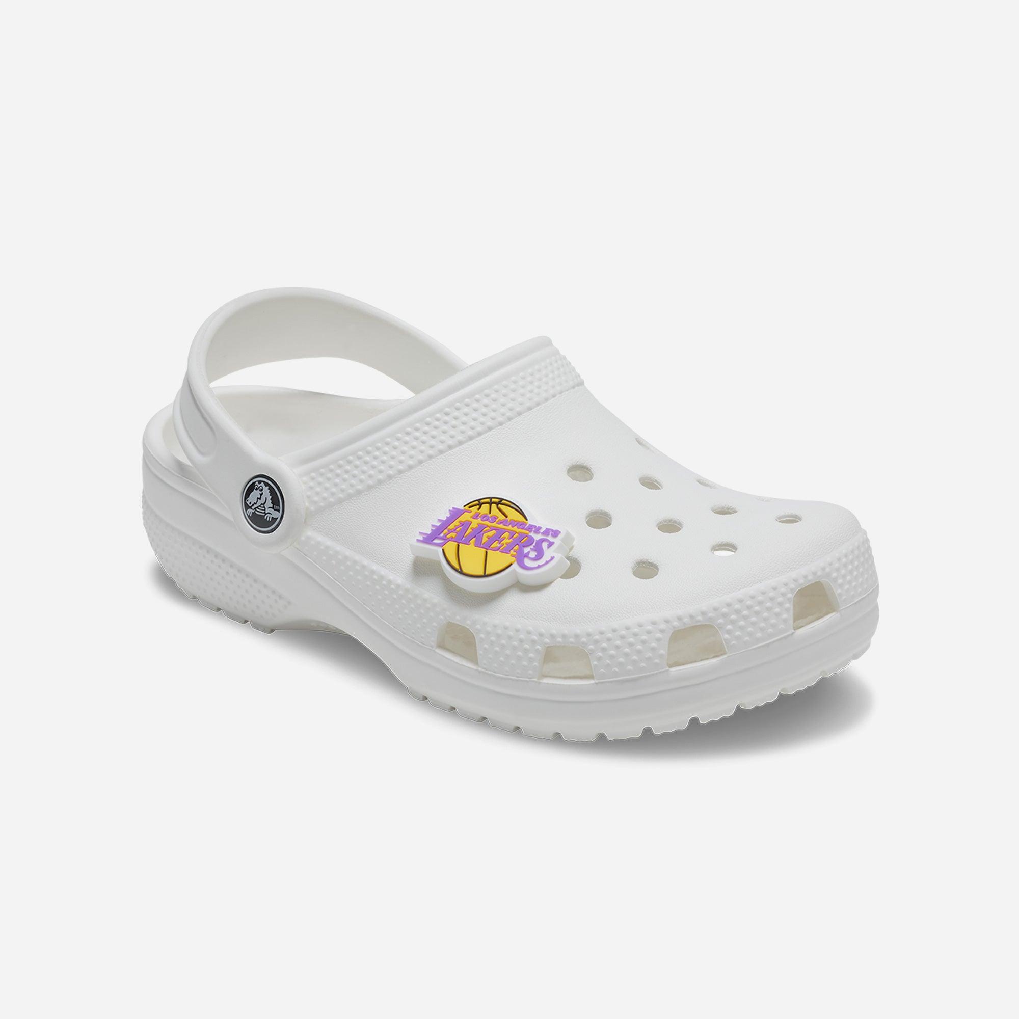 Huy hiệu jibbitz unisex Crocs Nba La Lakers Logo - 10011274