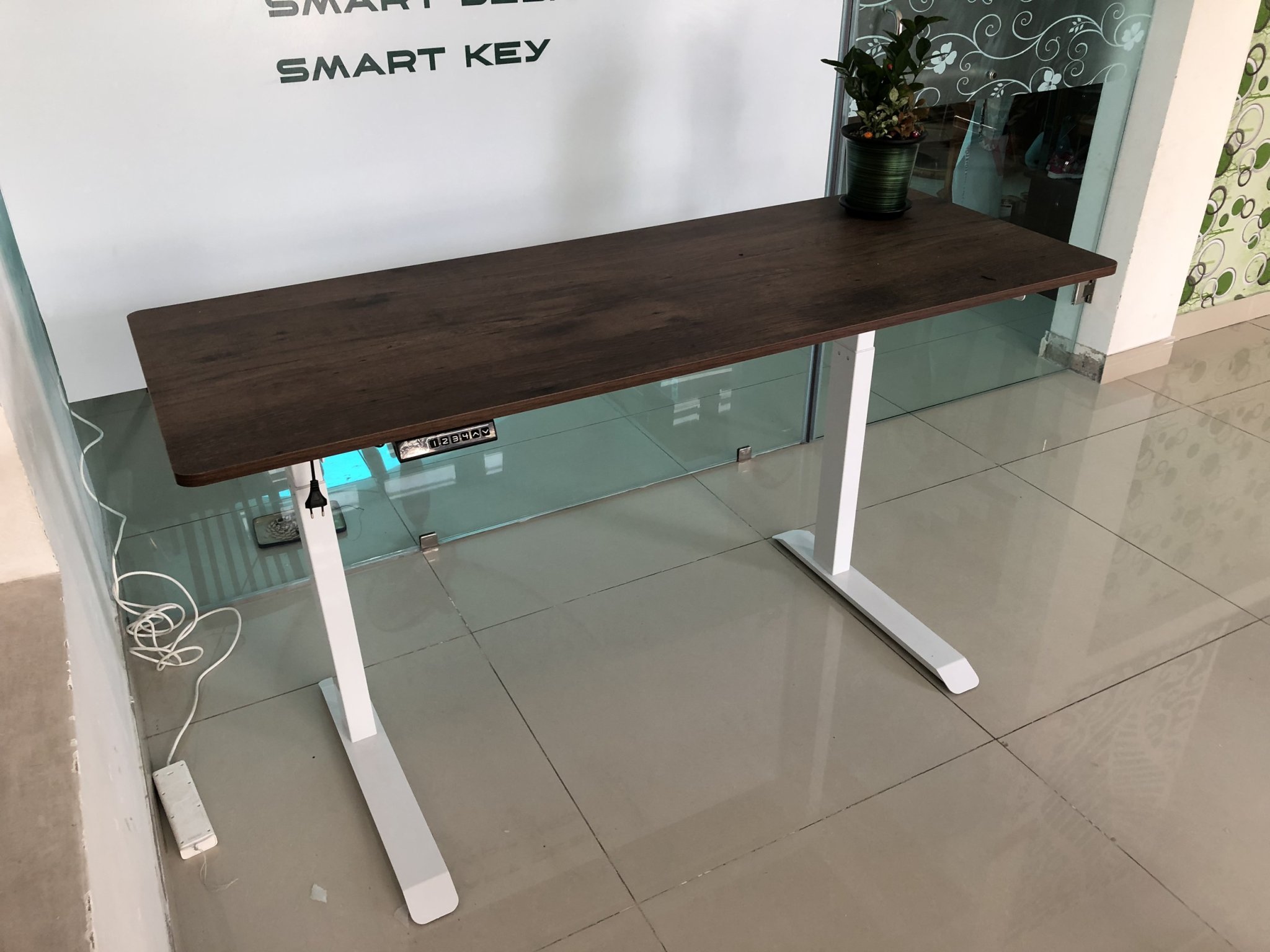 Bàn thông minh 01 motor 02 phân đoạn MAH.015
