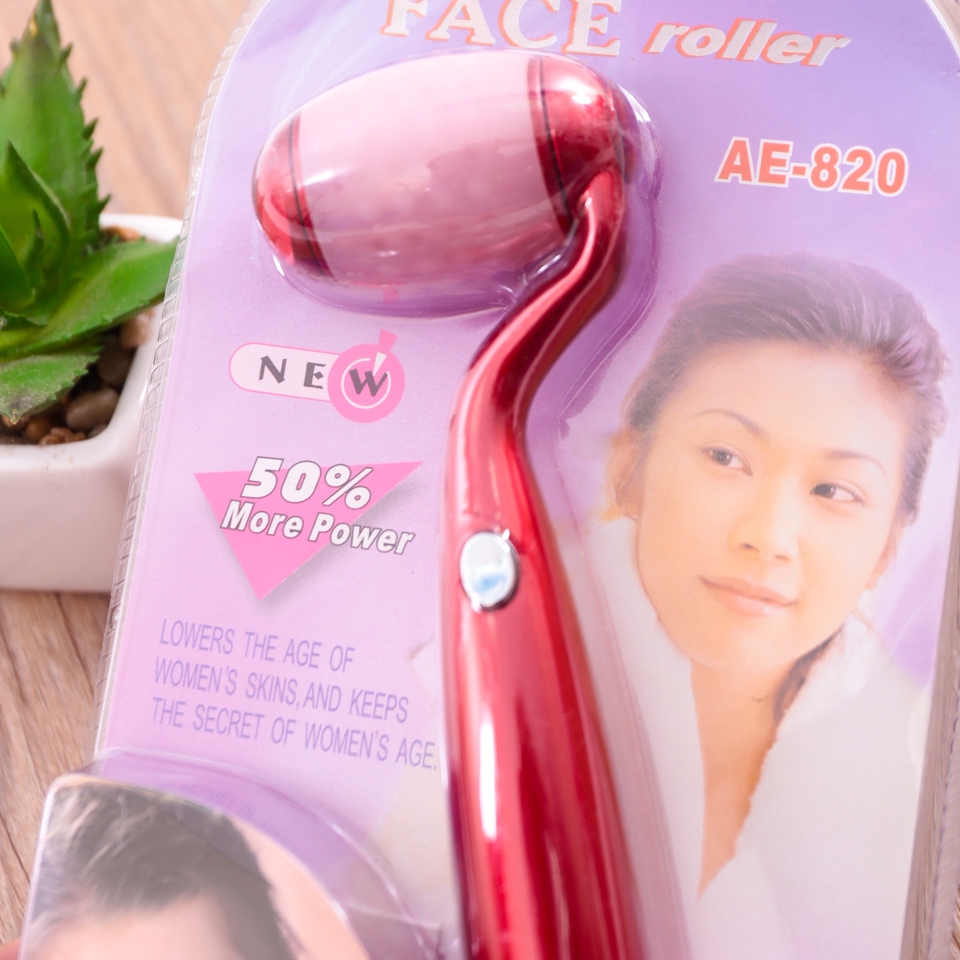Cây lăn massage mặt 3D tự động điều chỉnh 2 mức tốc độ AE-820 sử dụng pin tiện lợi hỗ trợ trẻ hóa da, nâng cơ, thon gọn mặt, tan nọng cầm, quầng  thâm mắt