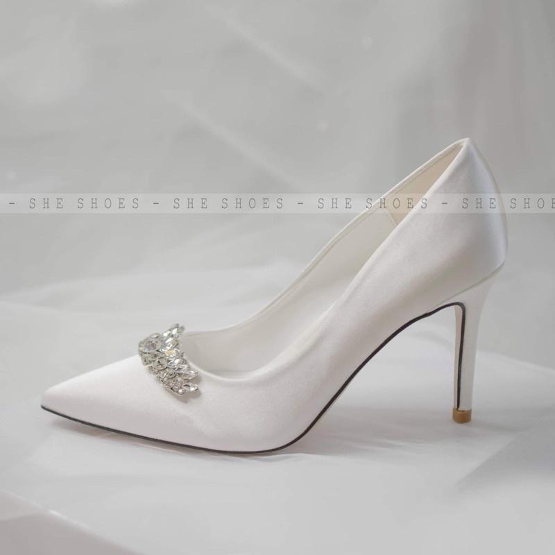 Giày cưới ️Freeship️ Giày cao gót trắng cô dâu cao cấp (TẶNG KÈM 2 CẶP LÓT GIÀY)