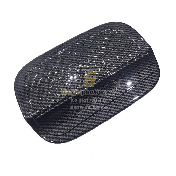 Ốp nắp đậy bình xăng Honda City 2021 vân Carbon