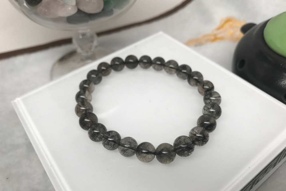 Vòng Tay Đá Thạch Anh Tóc Đen Ám Khói Ngọc Quý Gemstones TA045