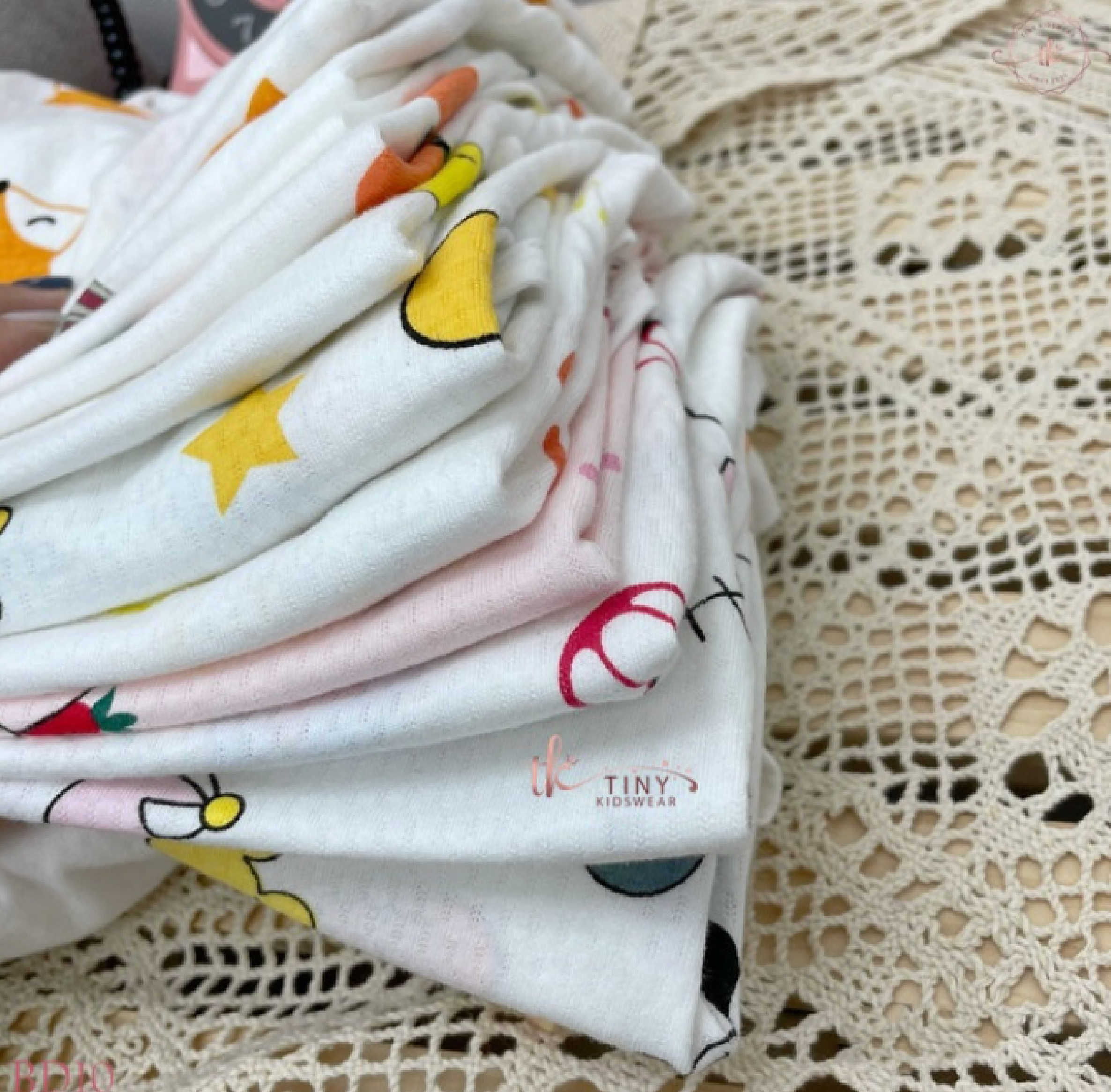 Bộ body chip liền thân cotton thông hơi hoạt hình cho bé từ 3-11kg