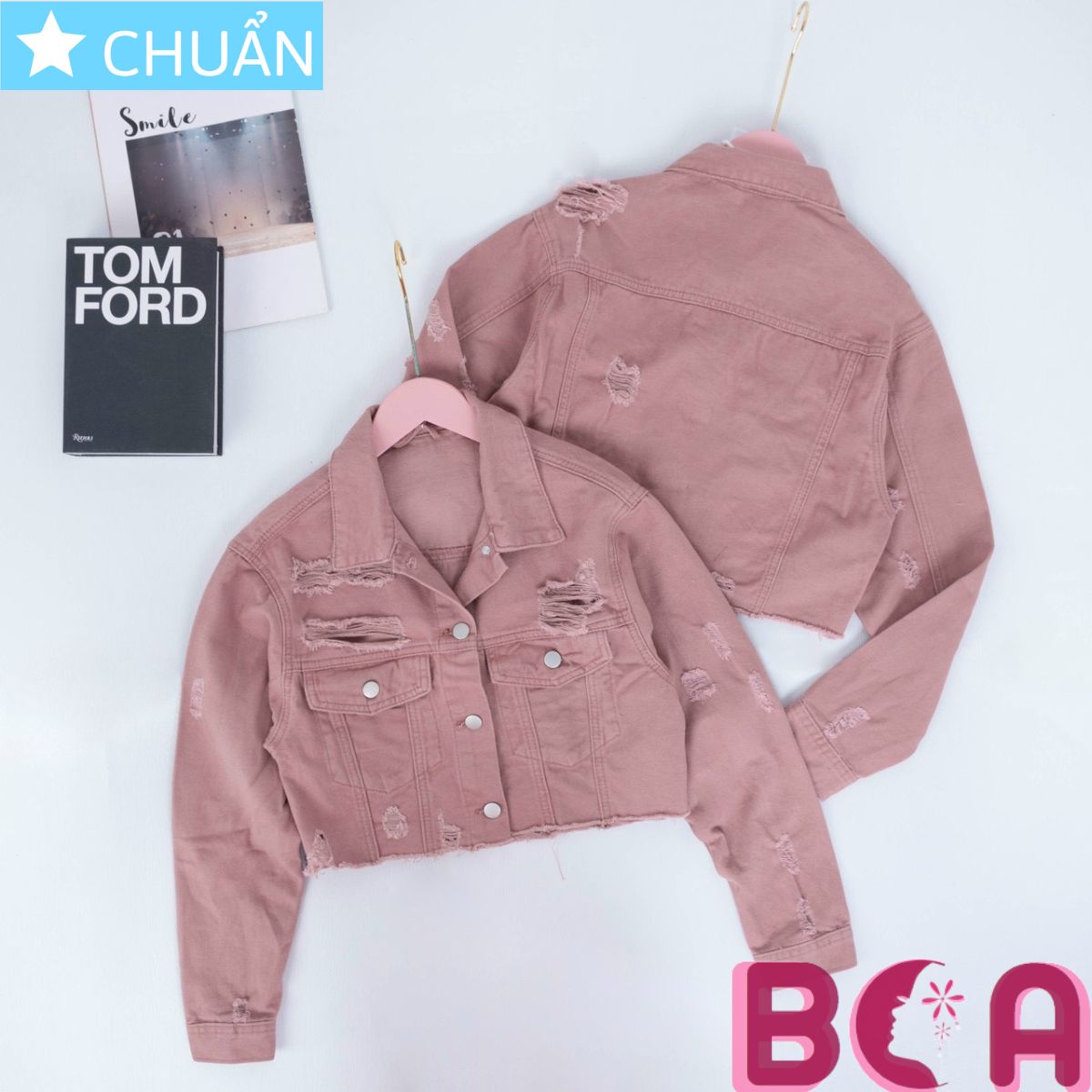 Áo khoác jeans nữ K06 ROSATA tại BCASHOP kiểu dáng croptop, thời thượng với chất jean cao cấp, phom chuẩn - màu gạch