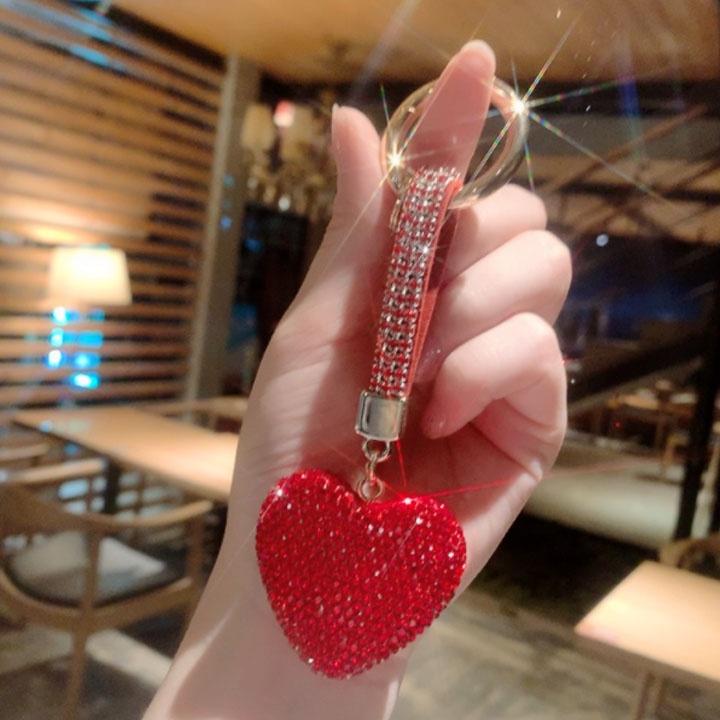 Móc Khóa Hình Trái Tim Đính Đá Mia shop