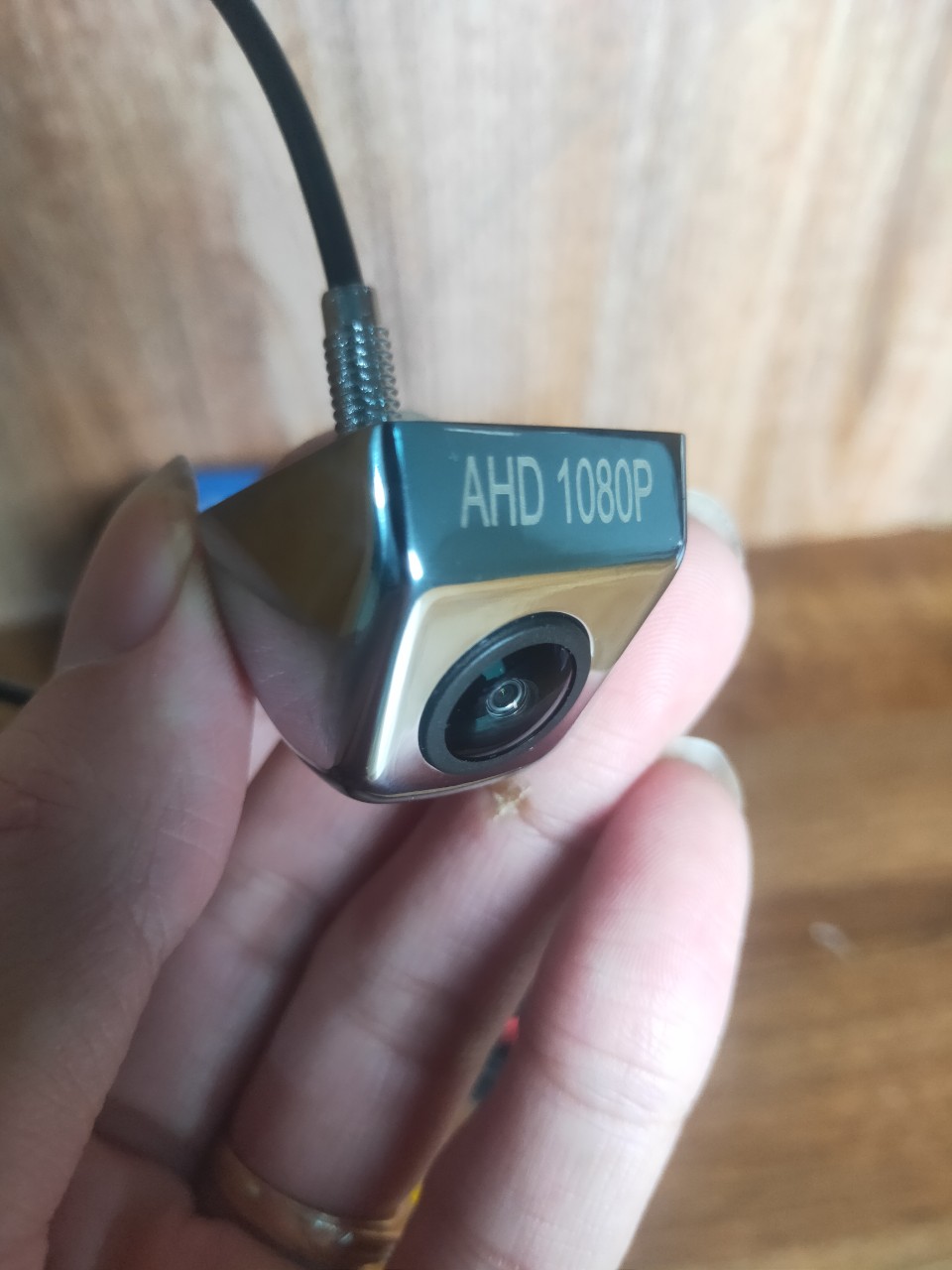 Camera lùi hồng ngoại AHD 1080p Chân ốc Mạ Bạc Siêu Nét Cho Màn Hình Android ô tô 3G - 4G