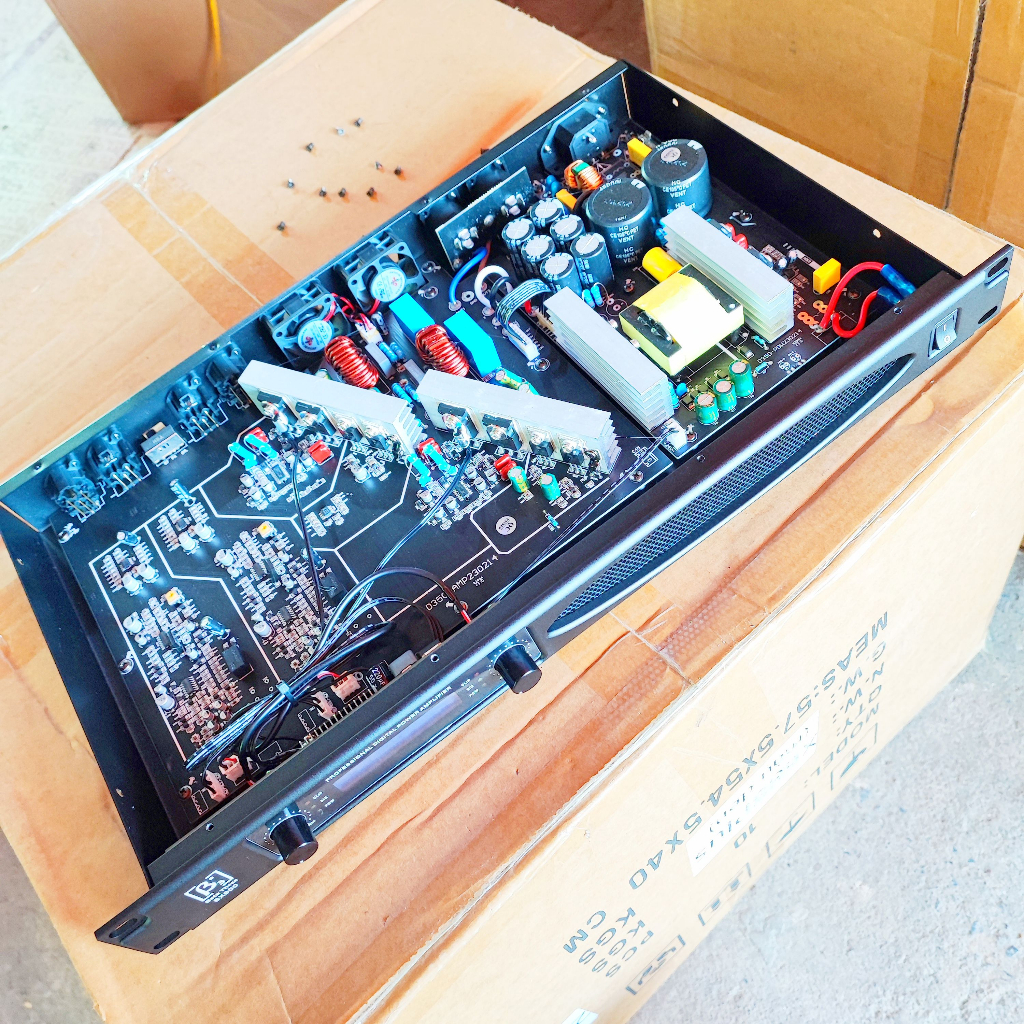 Bán lỗ lấy tương tác . đẩy công suất TAMASHI FX 800 FX800 B3 BX800 BX 800 classD hiệu năng cao gọn nhẹ chất âm sạch nét
