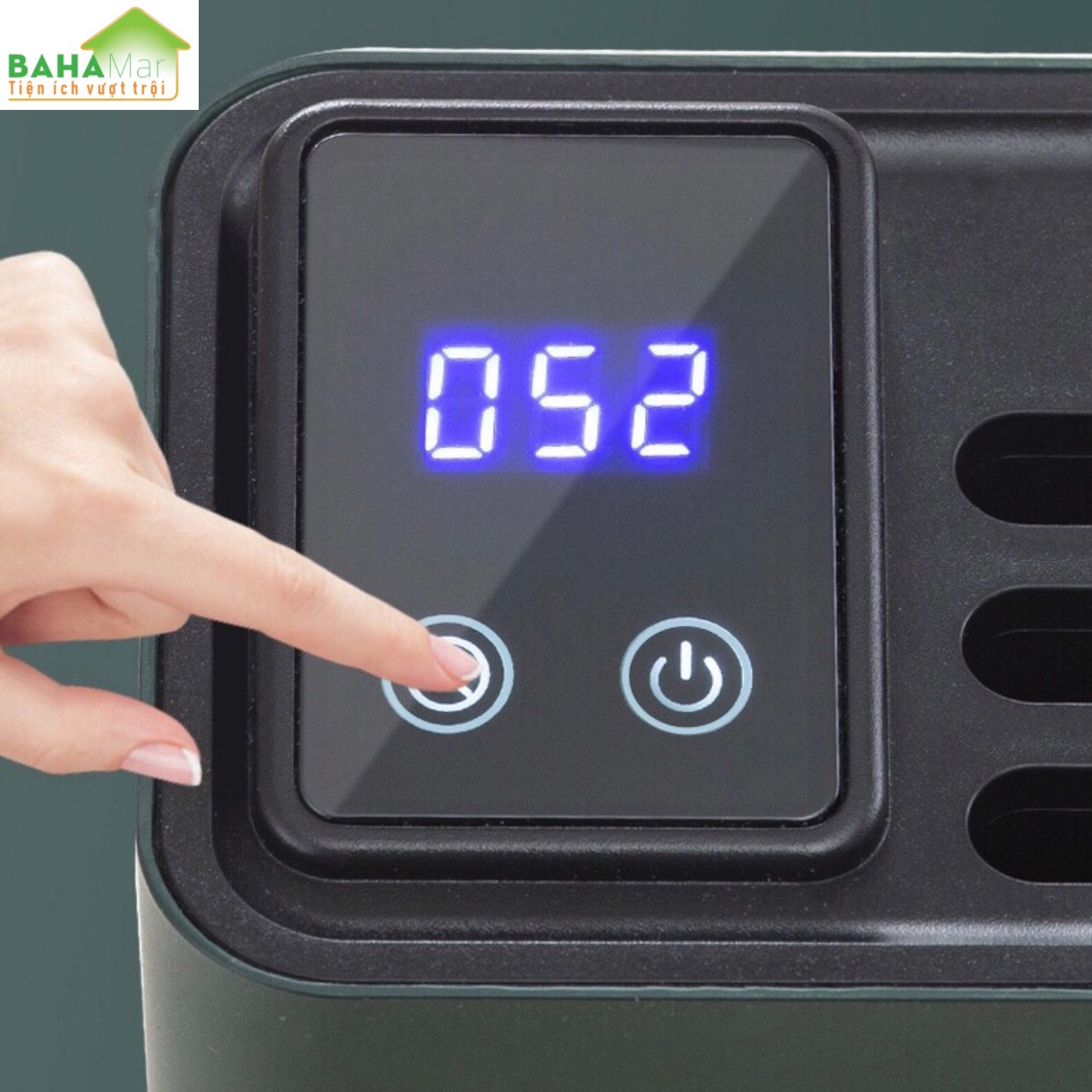BỘ HỘP TIỆT TRÙNG SẤY KHÔ ĐŨA, DAO, THỚT CÓ PHÂN LOẠI THỚT SỬ DỤNG "BAHAMAR" Khử trùng bằng TIA CỰC TÍM, lưu thông không khí khô, phân loại lưu trữ và có thể tháo rời vệ sinh