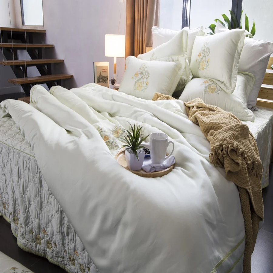 Bộ Chăn Ga Bọc Chần Gòn Tencel Edena ED749 - Xanh Lá