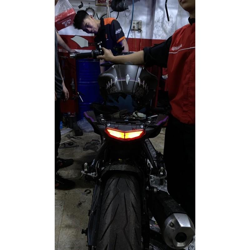 Đèn hậu tích hợp xi nhan GMA Lắp đặt cho yamaha MT15 - TFX150