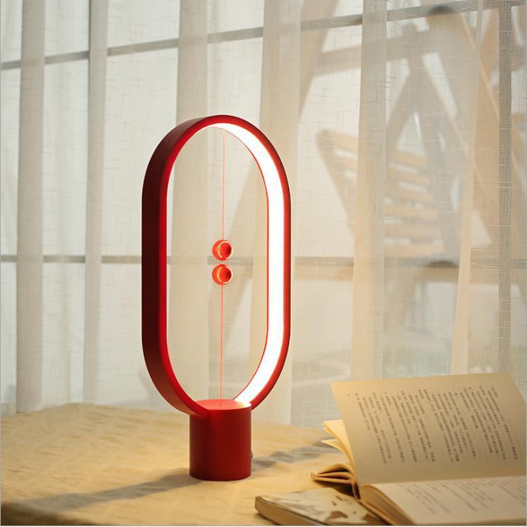 Đèn bàn Tỏa sáng một cách khác biệt Heng Balance Lam