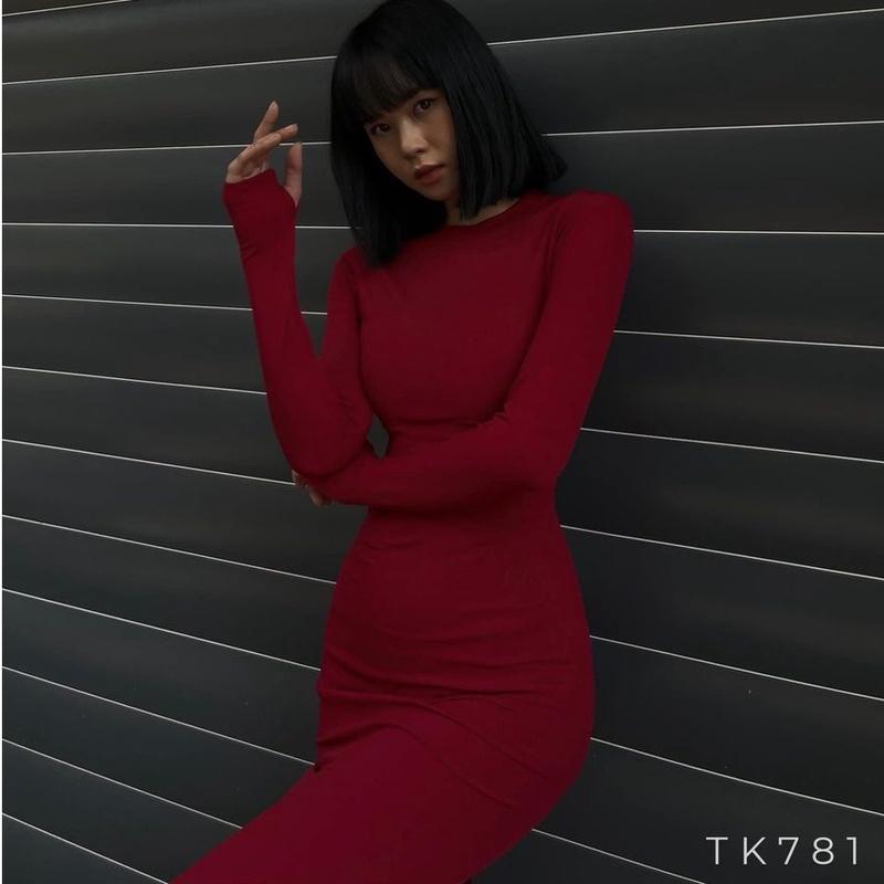 Đầm thun body cổ tròn tay dài xẻ tà