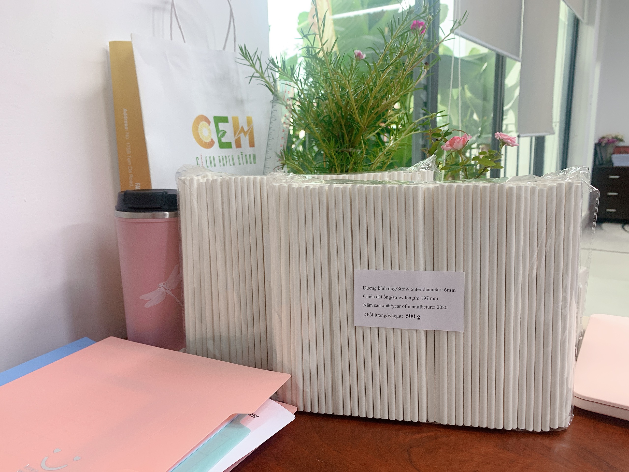 0,5 kg ống hút giấy Clean Paper Straw kích thước 6mm x 197mm màu trắng dùng cho cà phê, nước ép, nước dừa..... ( ~435 ống)