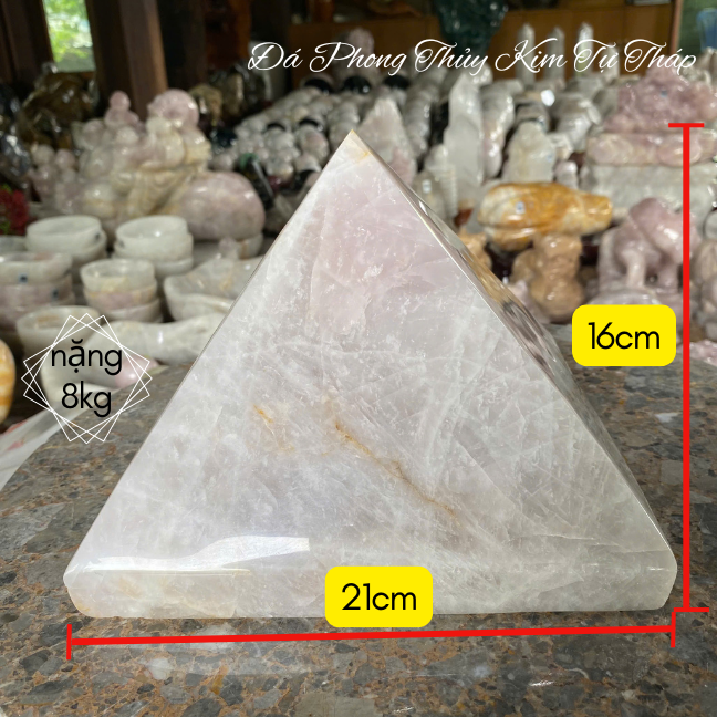 Đá phong thủy kim tự tháp NHASAN T714 nặng 8kg, cao 16cm x ngang 21cm