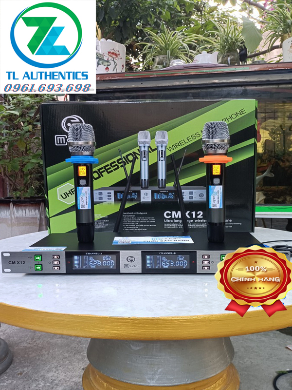 Micro không dây CMAUDIO Model CM-X12 cao cấp,có chế độ tự ngắt - Hàng chính hãng nhập khẩu 2024 - tặng bộc sạc và 4 quả pin 1200mah