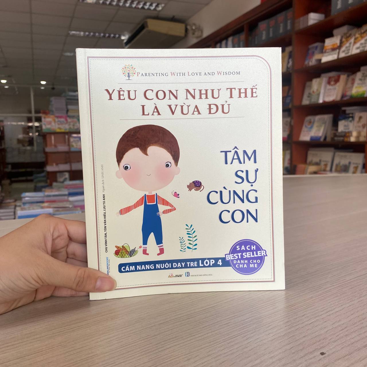 Yêu Con Như Thế Là Vừa Đủ: Tâm Sự Cùng Con