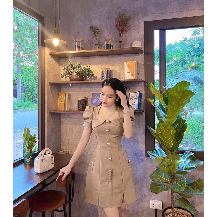 Đầm chữ a cổ vuông phối nút
