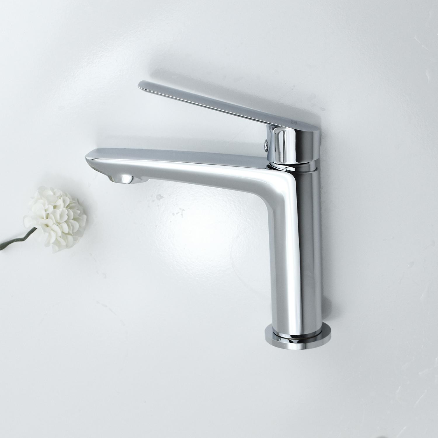VÒI LAVABO RỬA MẶT NÓNG LẠNH HIWIN KF-761