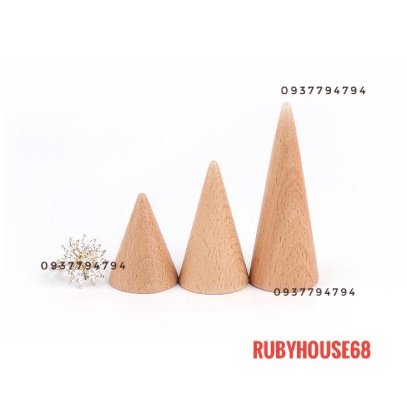 Khay đựng nhẫn bằng gỗ trưng bày cho shop