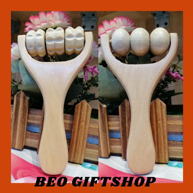 MÁT XA CẦM TAY GỖ. MASSAGER MẶT