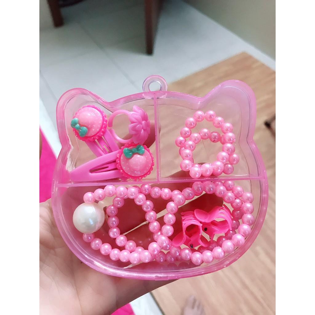 Bộ Sản Phẩm 5 Món Làm Đẹp Hello Kitty Cho Bé