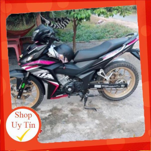 Tem rời winner GTR hồng đen